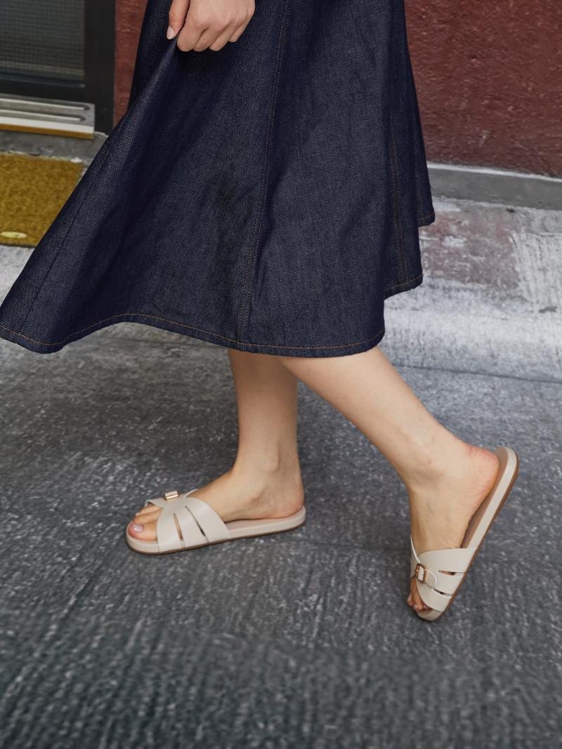 Sunday Slides - Beige