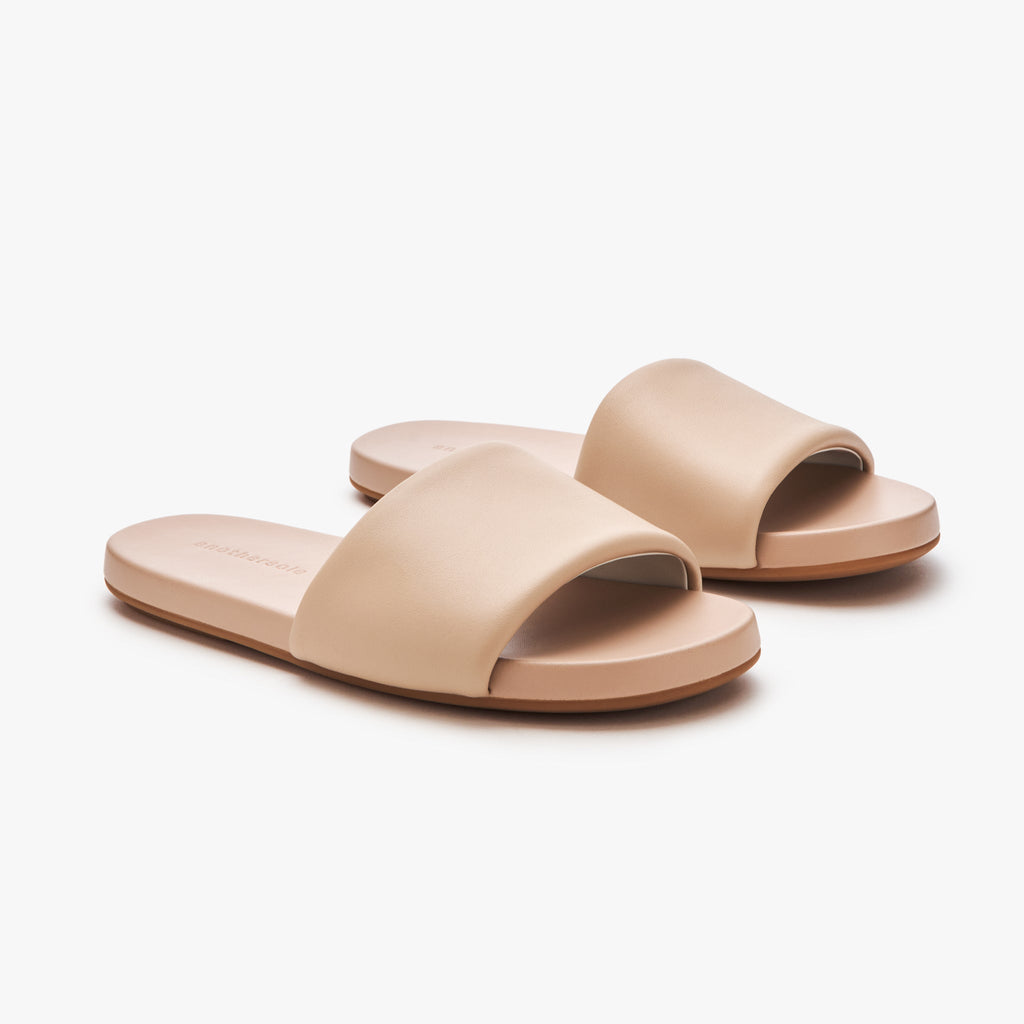 รองเท้า Butter Slides - สี Taupe