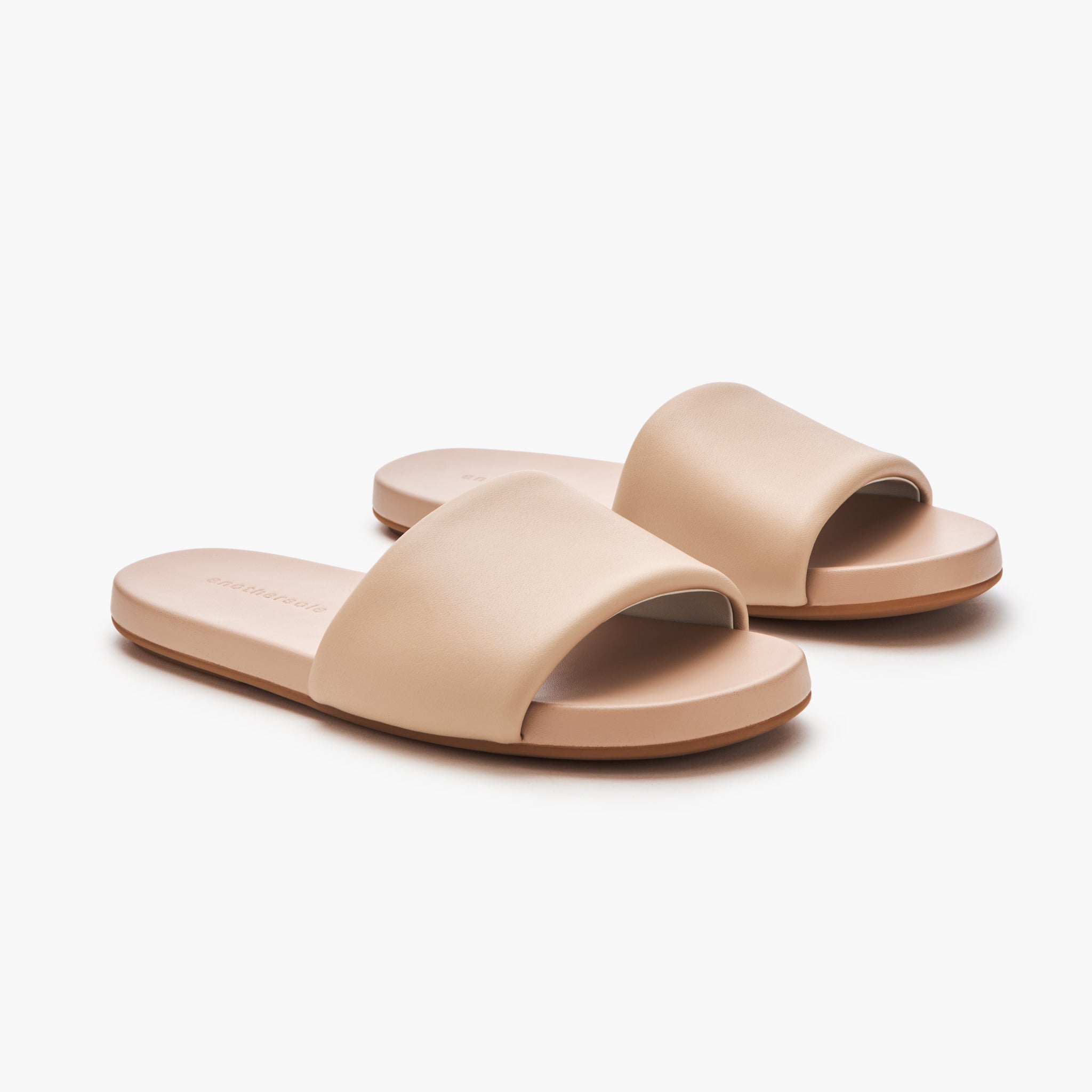 รองเท้า Butter Slides - สี Taupe