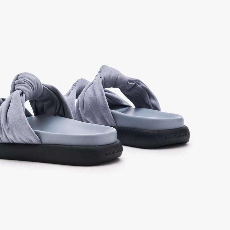 Knotty Marshmallow - Sky