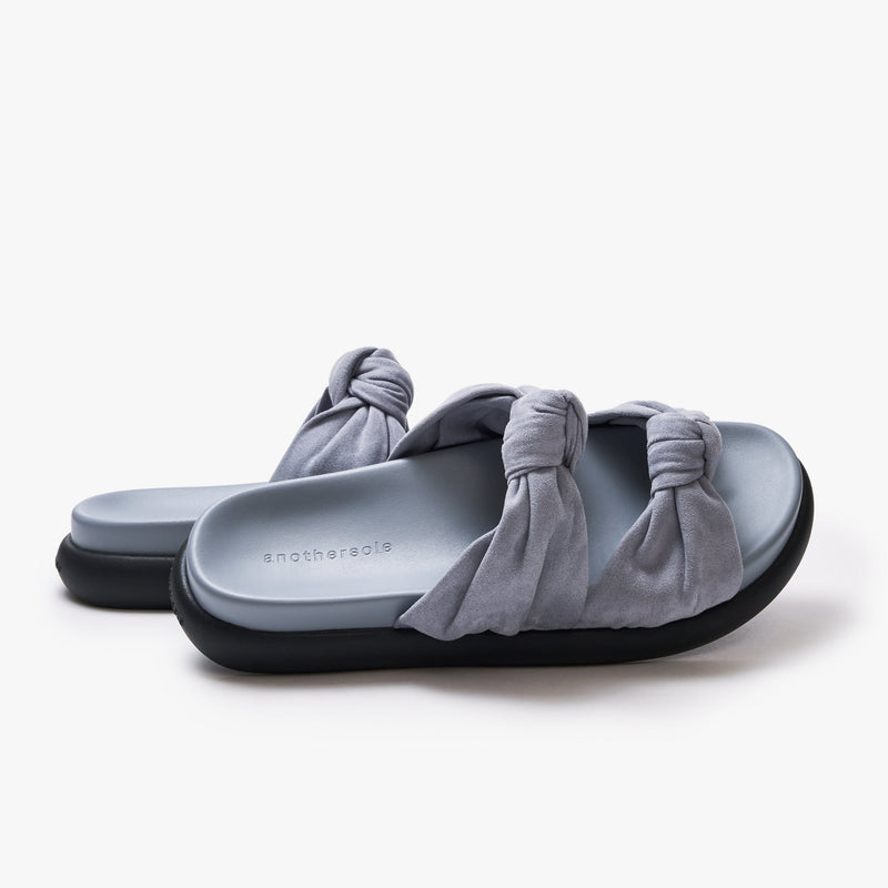 Knotty Marshmallow - Sky