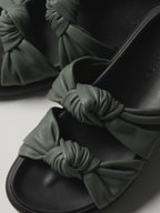 Knotty Marshmallow - Forest Leather