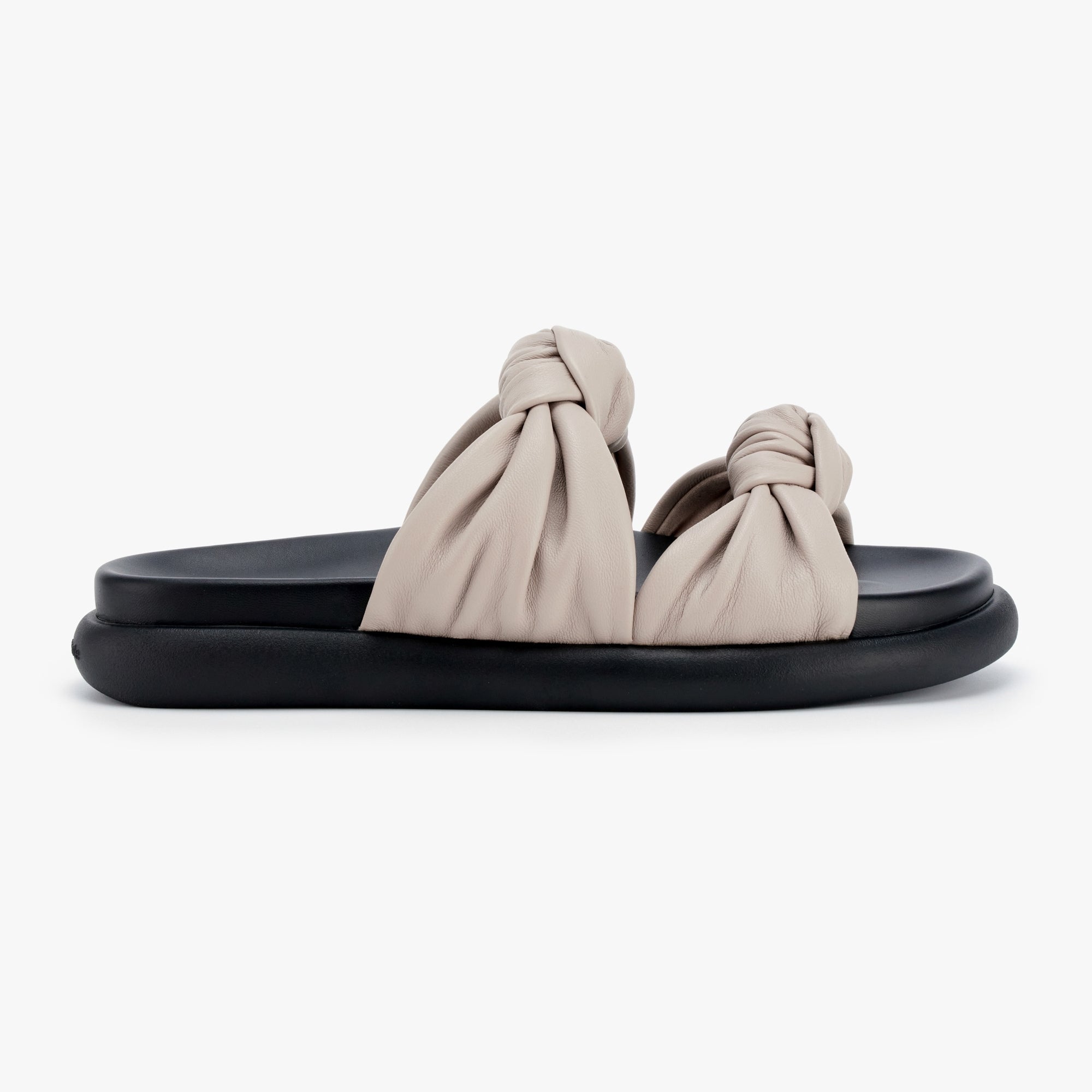 Knotty Marshmallow - Fog Leather