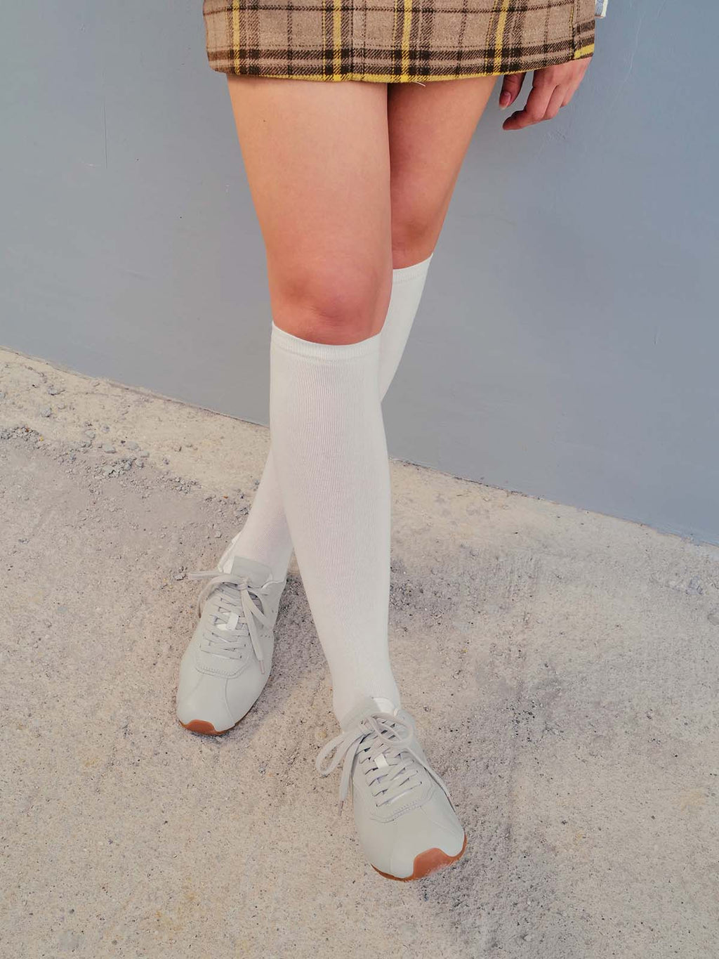 Softe Sneakers - Mono White