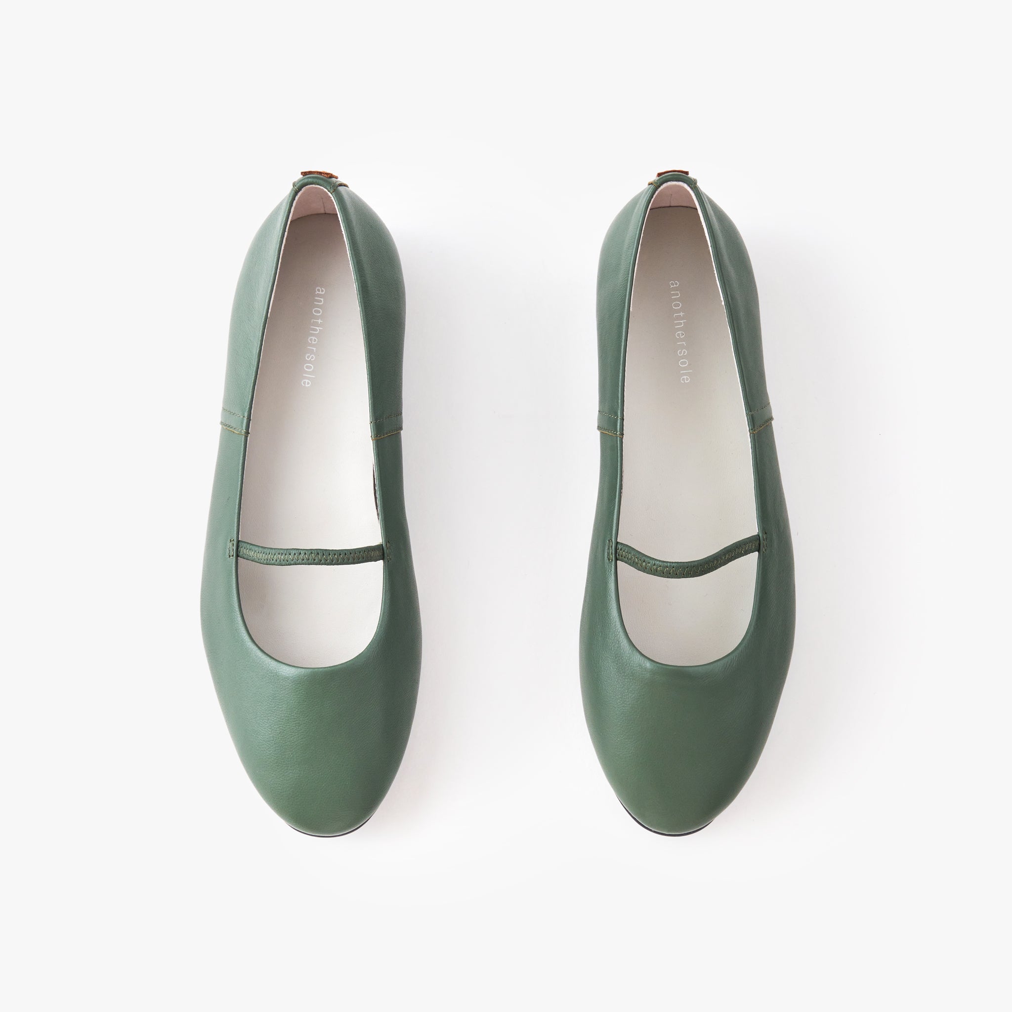Travel Flats - Forest