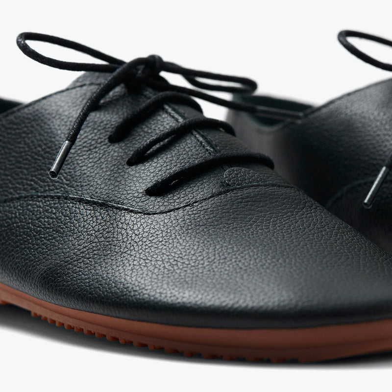 รองเท้า Luisa II - สี Pebbled Black