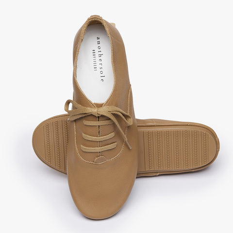 Paloma - Tan – INTL Anothersole | Best Everyday Shoes